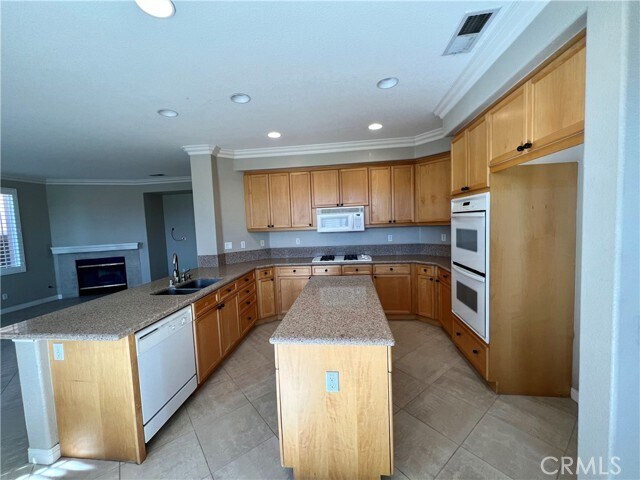 Building Photo - 4483 Driving Range Rd