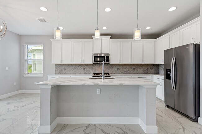 Building Photo - 1125 Victoria Hills Dr S