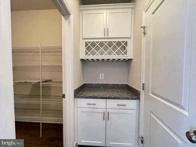 Building Photo - 3659 Duckhorn Way