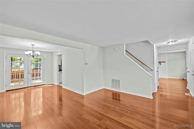 Building Photo - 3907 Harvette Dr
