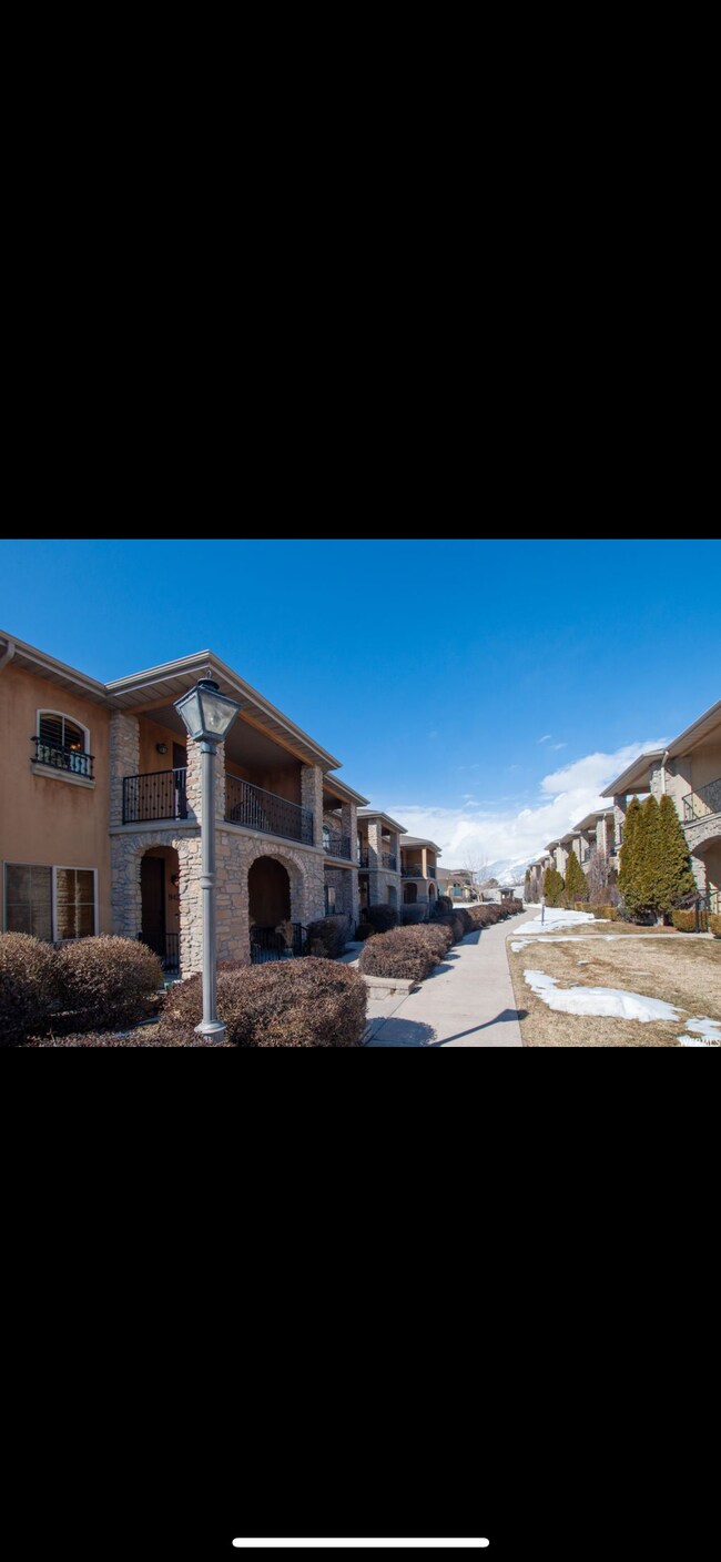 Building Photo - 949 N 920 W