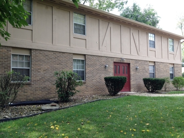 Primary Photo - Cambridge Oaks Apartments
