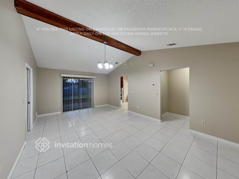 Building Photo - 2117 E Parkton Dr