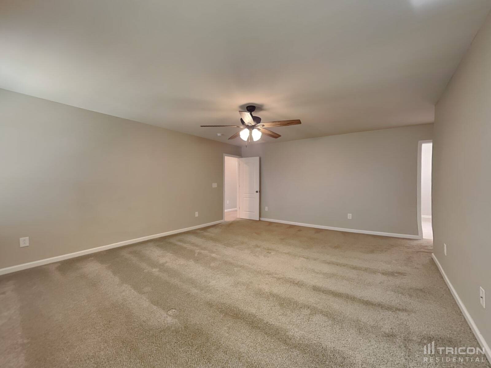 Building Photo - 187 Falls Cove Dr