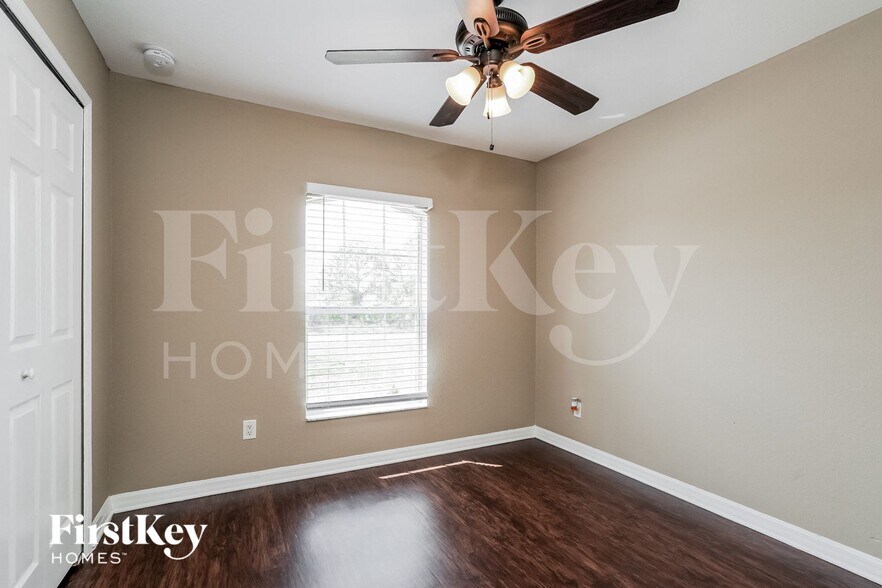 Building Photo - 3806 18th St SW