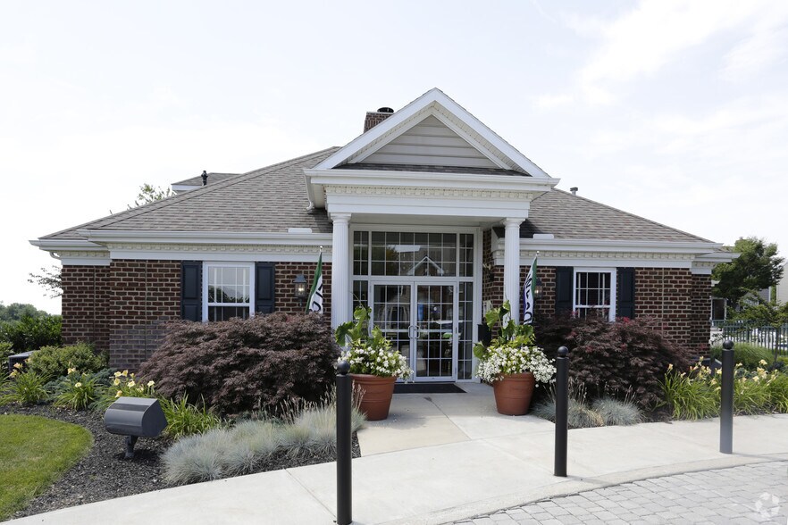 Highlands at Warwick 100 Wickshire Cir Lititz PA 17543 Apartment Finder