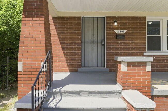 Building Photo - 11867 Elmdale St