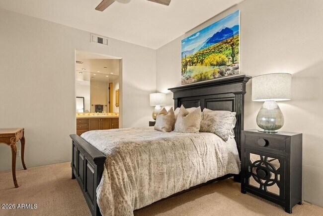 Building Photo - 11166 E Prospect Point Dr