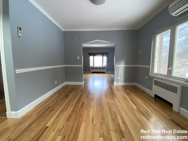 Building Photo - 97 Undine Rd