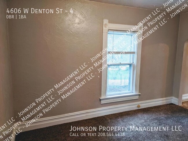 Building Photo - 4606 W Denton St