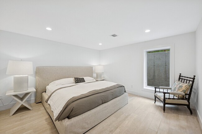 Building Photo - 5 Tanager Ln