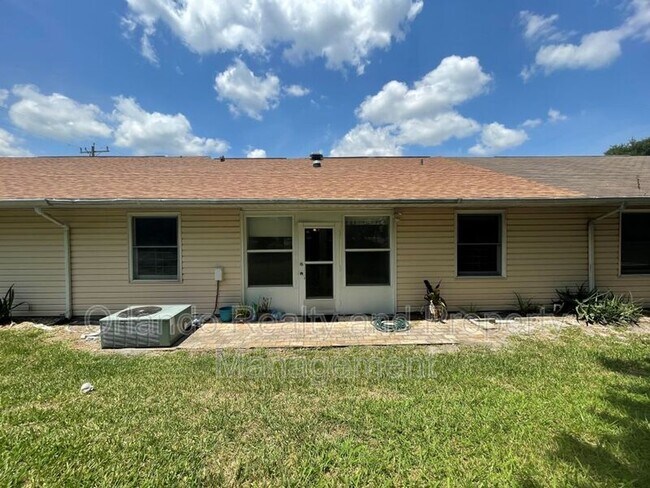 Building Photo - 1133 Monroe Ave