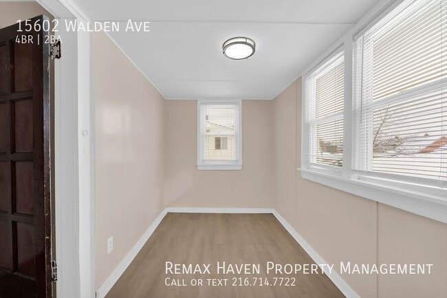 Building Photo - 15602 Walden Ave