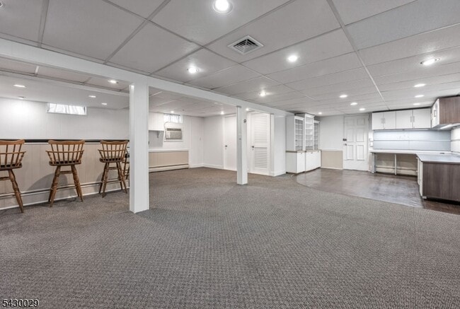 Building Photo - 31 Stonefield Rd