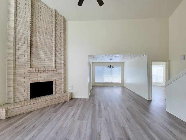 Building Photo - Welcome to this beautiful 2 story, 4 bedro...