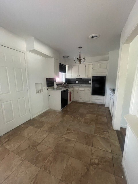Building Photo - 12249 High Point Cir