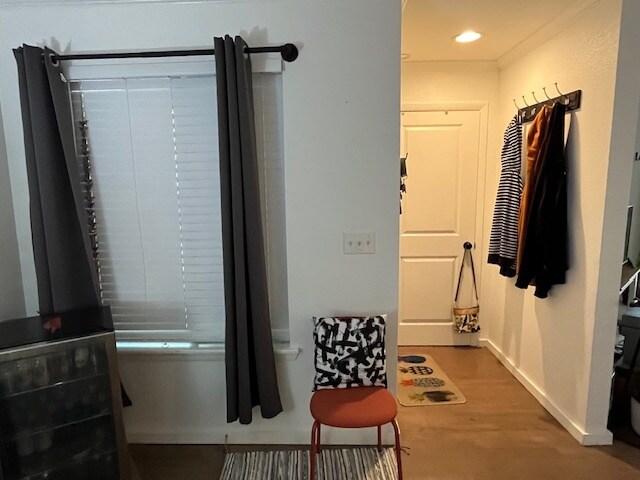 Building Photo - 1481 Center St Ext