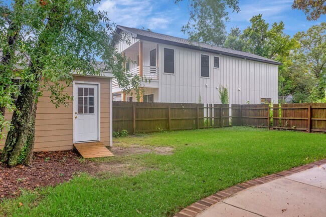 Building Photo - Welcome to Filbin Creek — North Charleston...