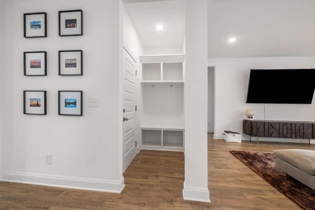 Building Photo - New Construction in a Great Neighborhood