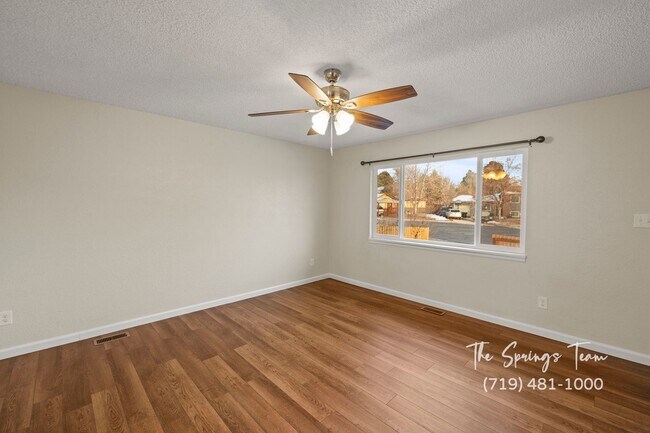 Building Photo - 210 Kilmer Ct