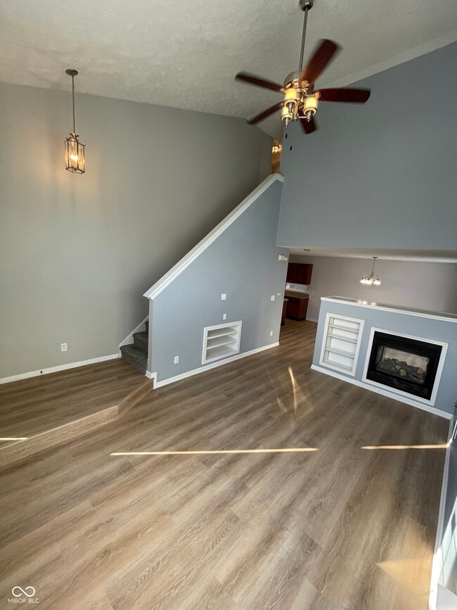 Building Photo - 612 Scotch Pine Dr