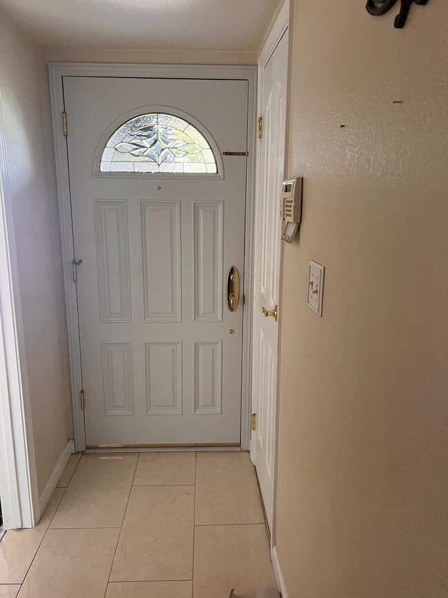 Building Photo - 2488 Shilshone Cir