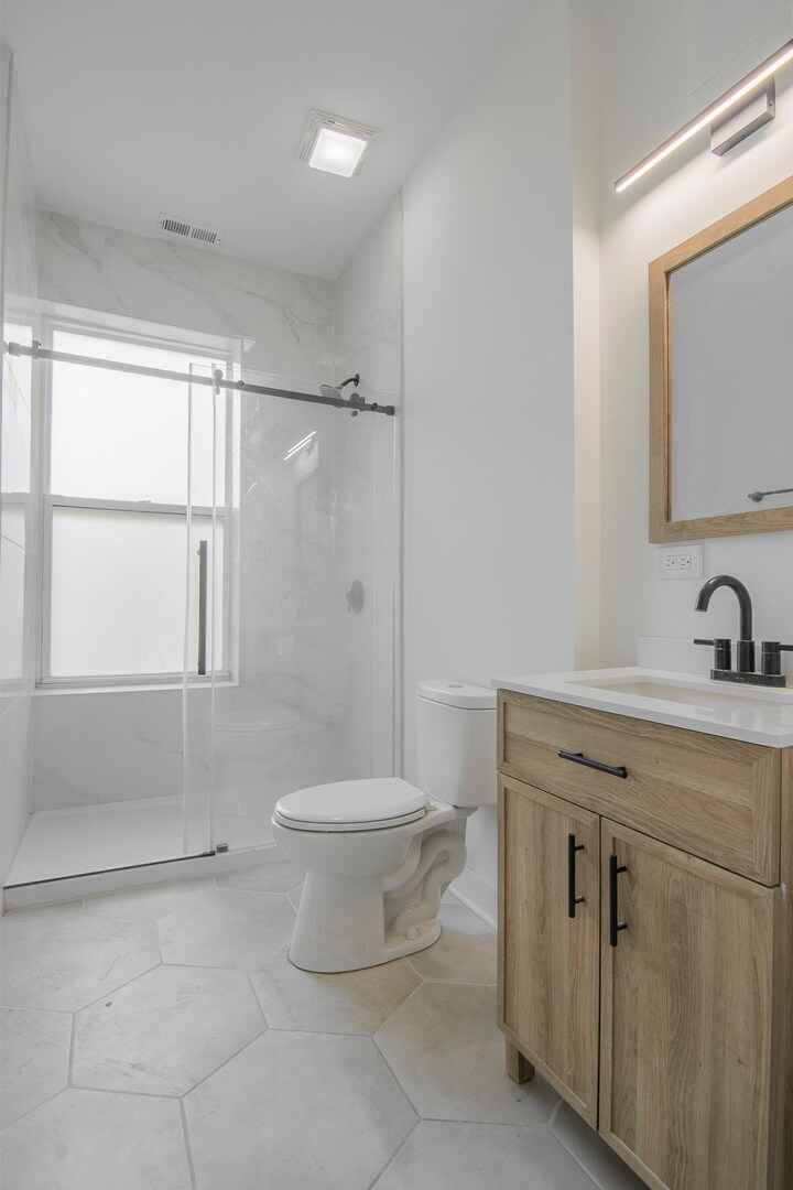 Building Photo - 1448 N Kedzie Ave