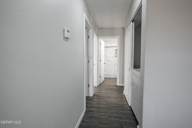 Building Photo - 8761 Lawson St