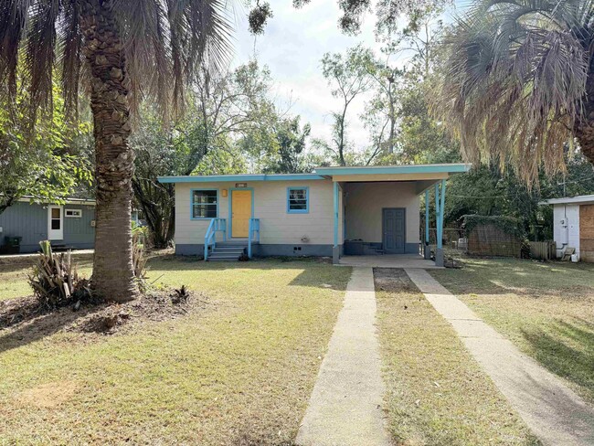 Primary Photo - 1811 Tyndall Dr