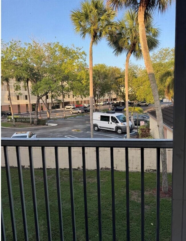 Building Photo - 8750 Royal Palm Blvd