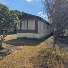 Building Photo - 2 Bedroom/2 Bath Green Valley Subdivision