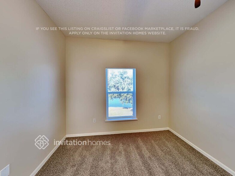 Building Photo - 31602 Loch Aline Dr