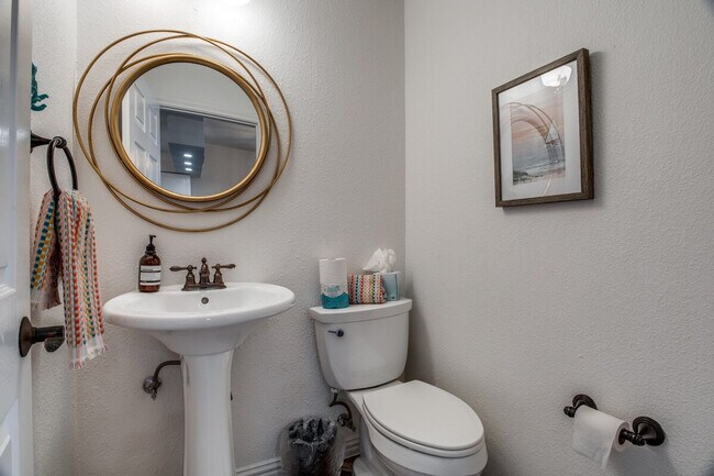 Building Photo - 3308 Parliament Cove