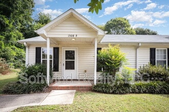 Building Photo - 1508 Highland Ave