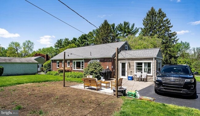 Building Photo - 1538 Carmac Rd