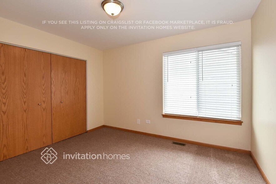 Building Photo - 5907 Alpine Way