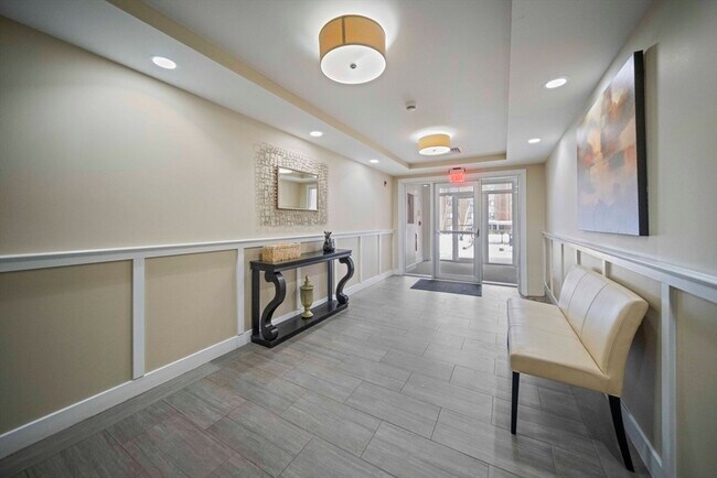 Building Photo - 321 Hammond Pond Pkwy