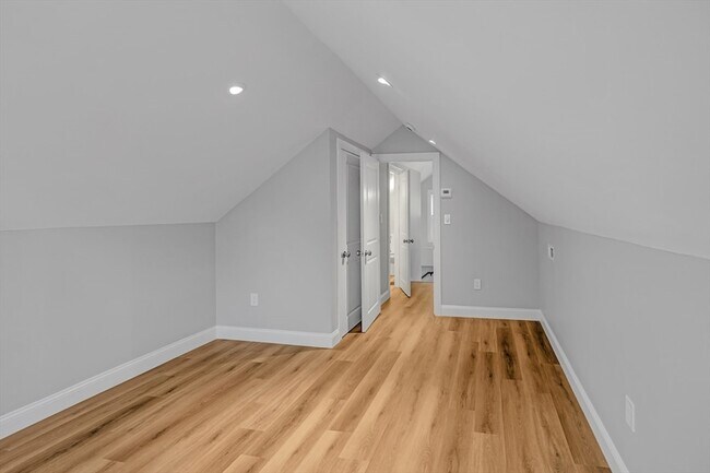 Building Photo - 58 Constance Rd