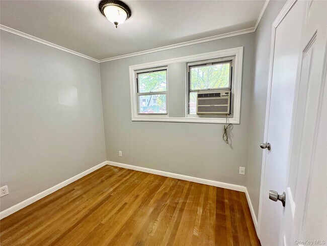 Building Photo - 213-49 39th Ave