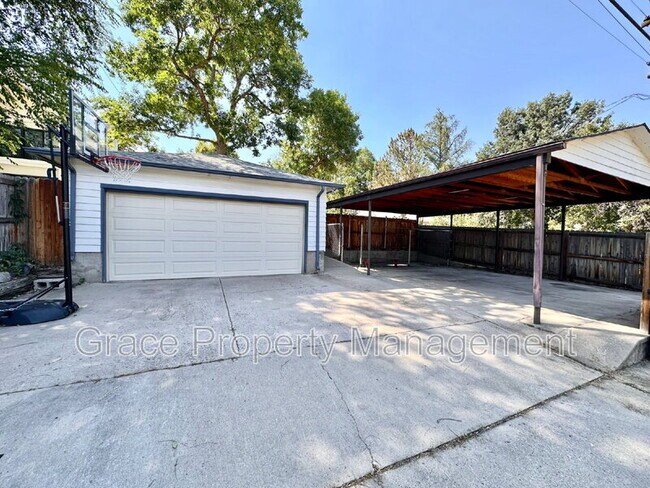 Building Photo - 2610 S Gaylord St
