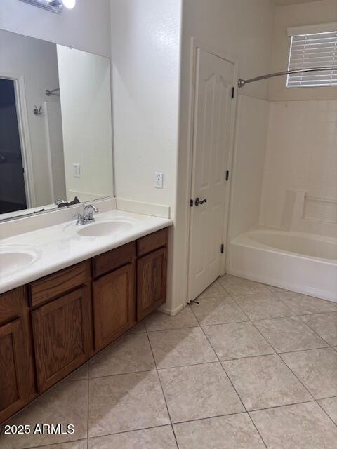 Building Photo - 4230 S Mariposa Dr