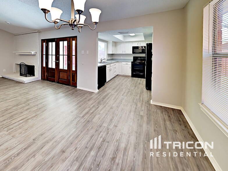 Building Photo - 1130 Wood Heights Dr