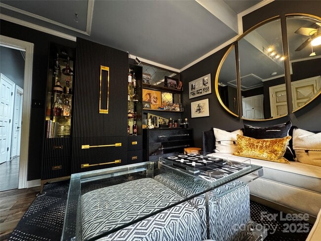 Building Photo - 210 Hargett Ct