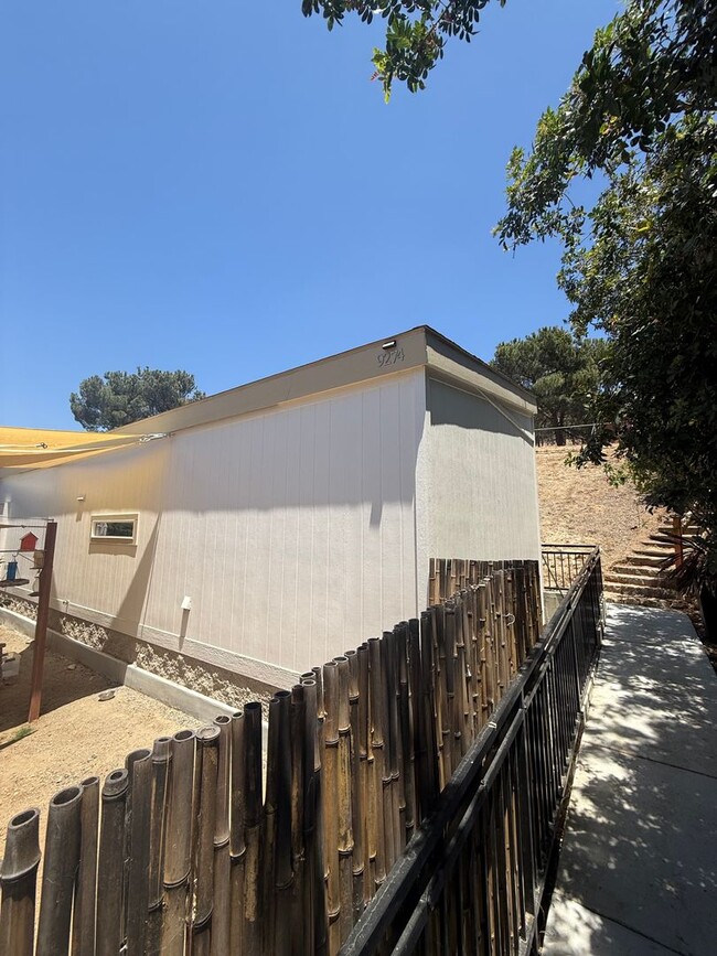 Building Photo - 9274 Palomino Ridge Dr