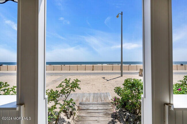 Building Photo - 0 Beach Front