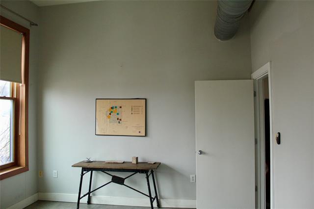 Building Photo - 2502 Live Oak St