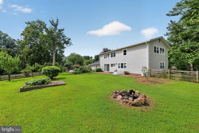 Building Photo - 3149 Southfield Dr