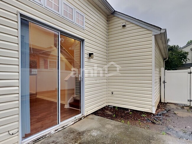 Building Photo - 293 Windcroft Ln NW