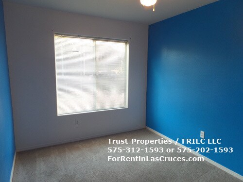 Building Photo - Spacious 4/2 close to WSMR and NASA