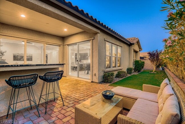 Building Photo - 3553 Royal Fortune Dr